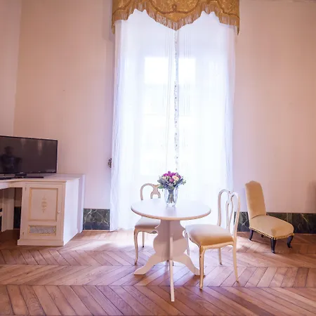 Palazzo D'oltrarno - Residenza D'epoca 4* Florencja