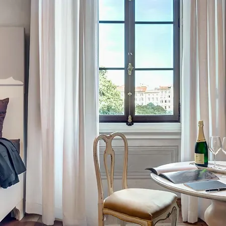 Palazzo D'oltrarno - Residenza D'epoca Bed and Breakfast Φλωρεντία