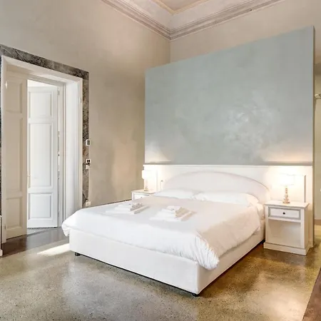 Palazzo D'oltrarno - Residenza D'epoca Bed and Breakfast Φλωρεντία